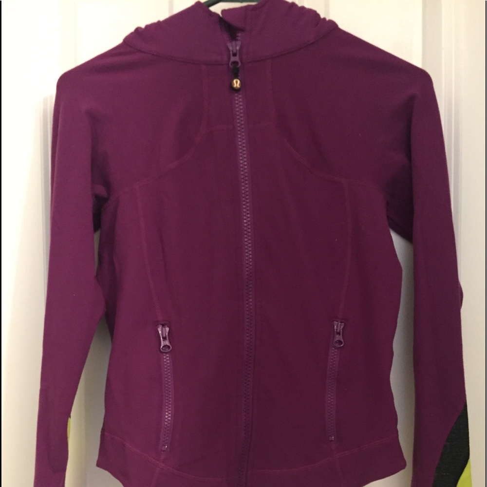 Lululemon Zipper w/ hood
